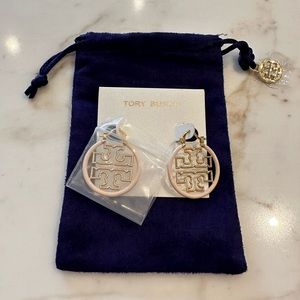 Tory Burch Miller wire and enamel hoop earrings